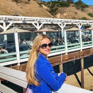 Meet your Posher, Rose